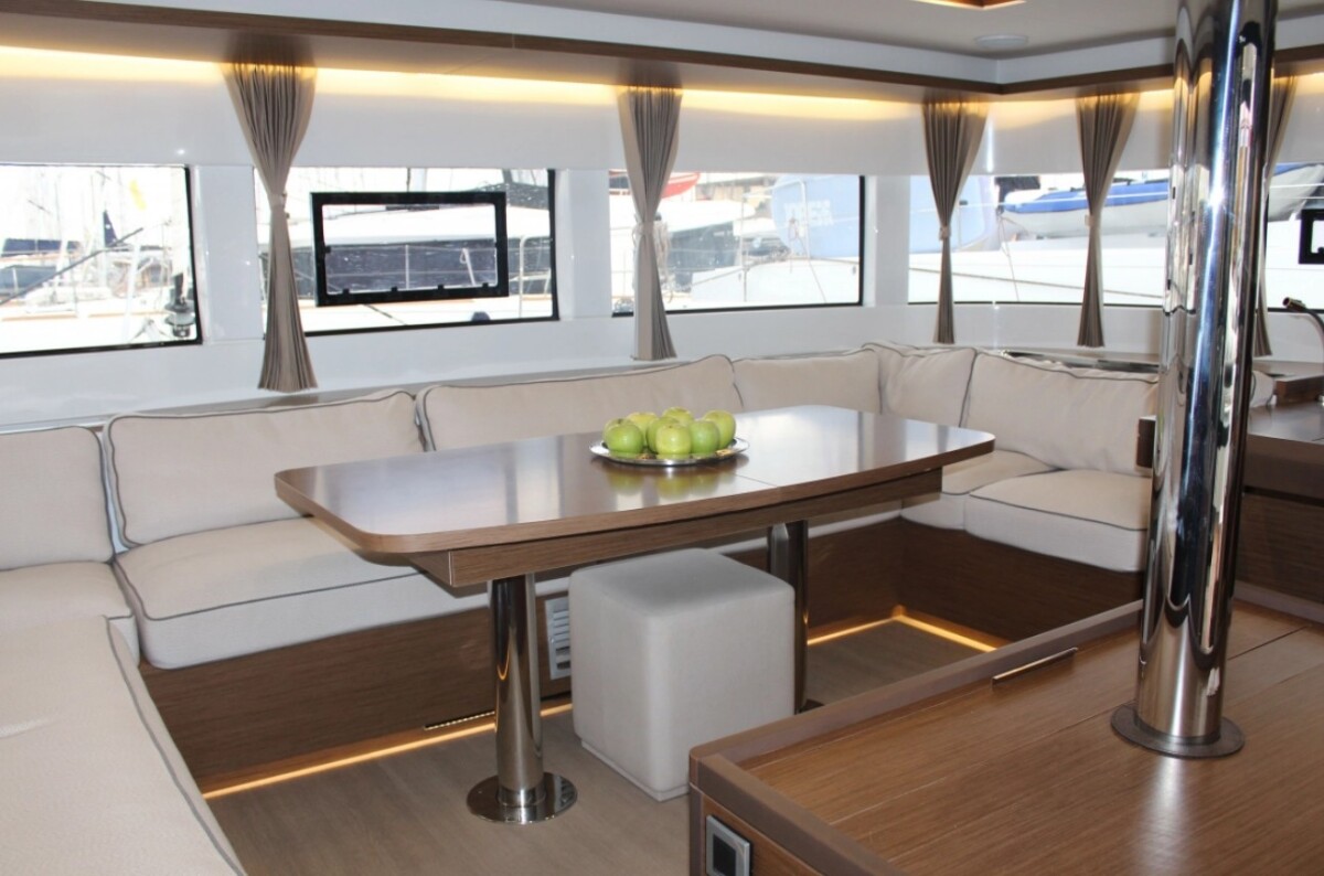 Lagoon 50 Aqua Star