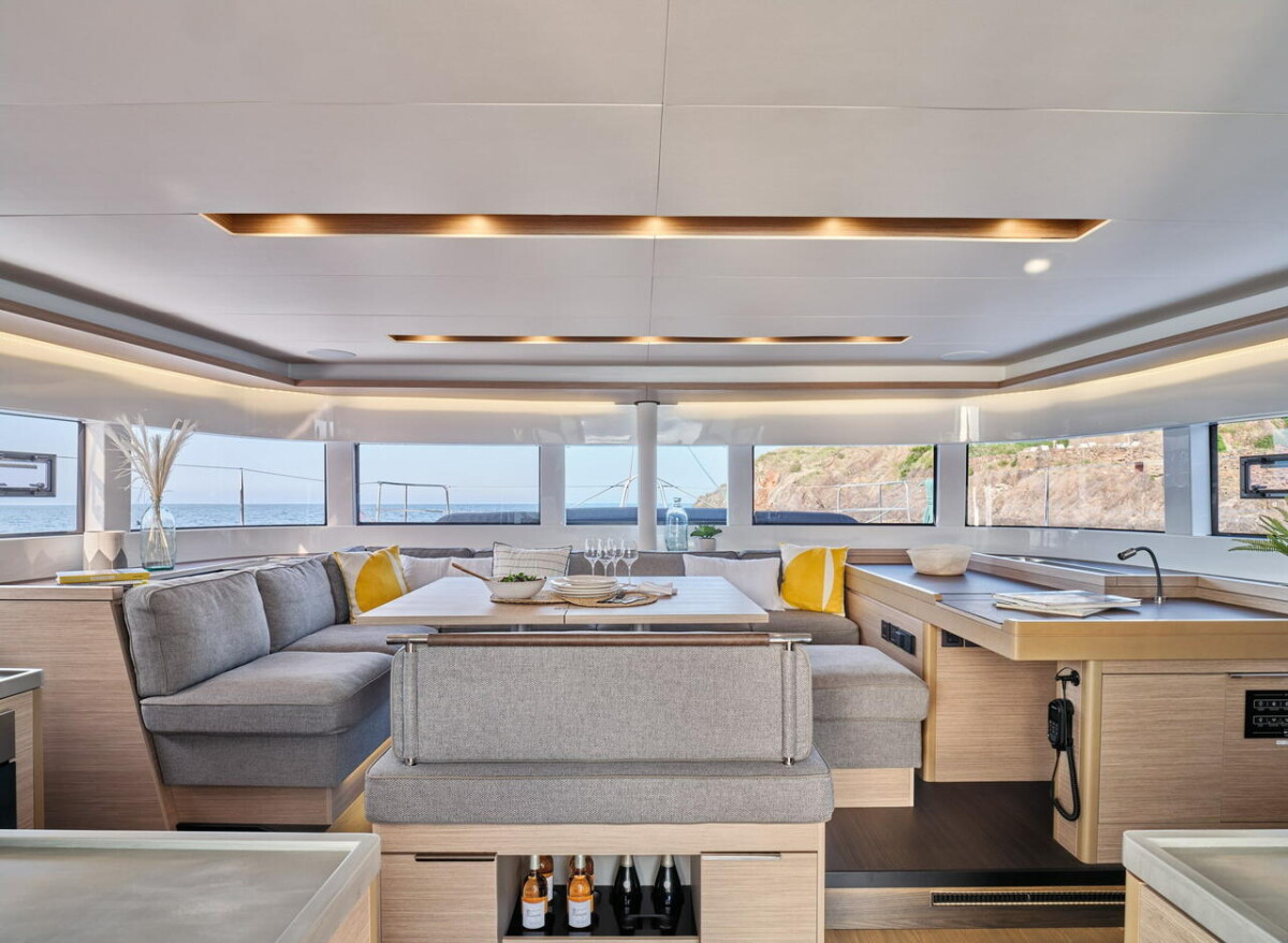 Lagoon 51 Athena Blu