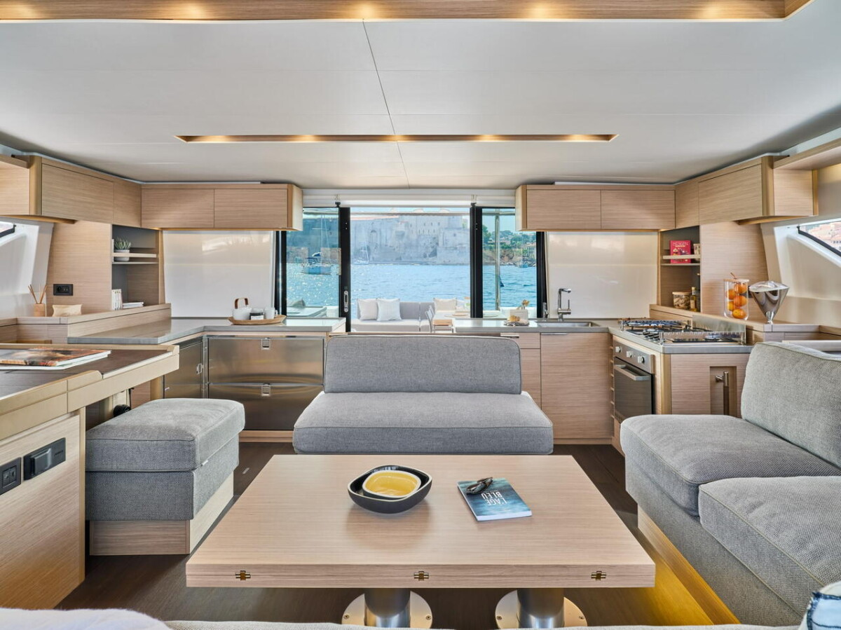 Lagoon 51 Athena Blu