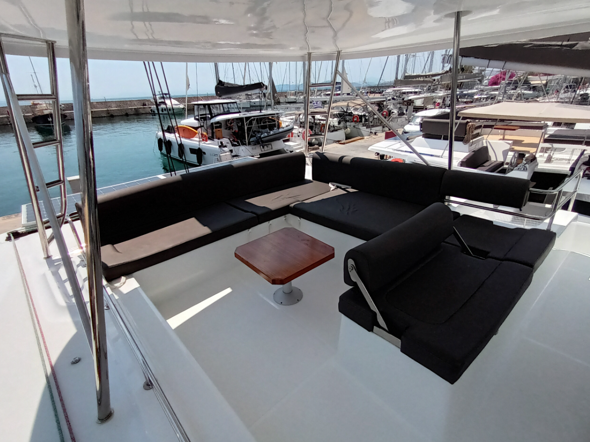 Lagoon 51 Minotavros