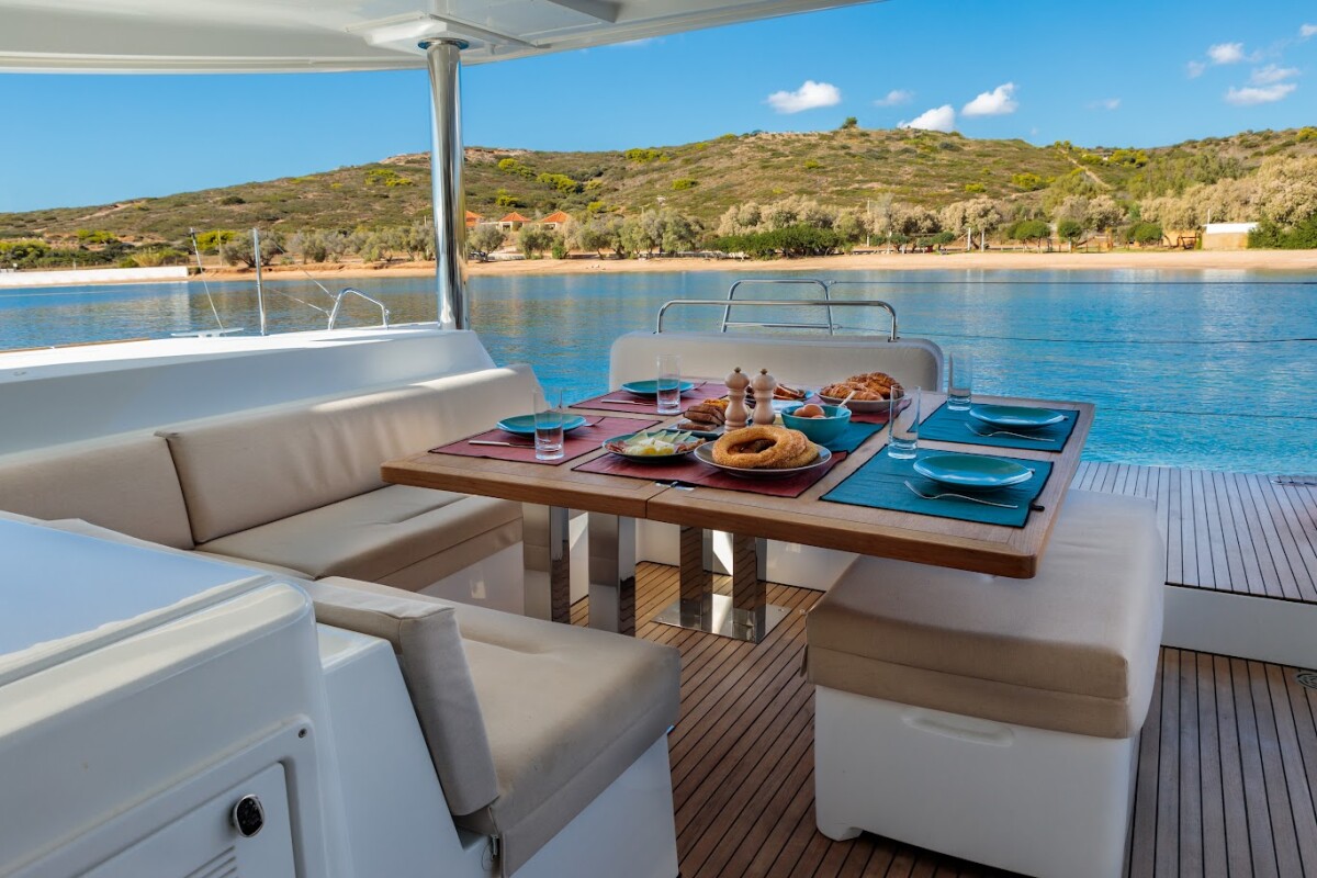 Lagoon 52 F Madinina
