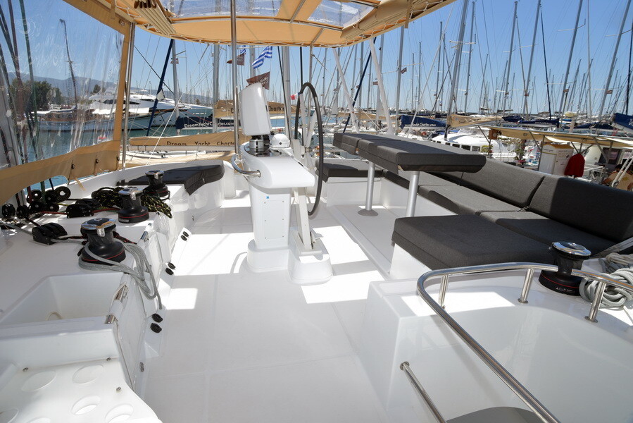Lagoon 52 RHAPSODY
