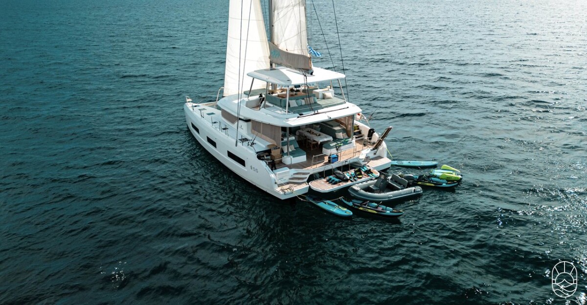 Lagoon 55 Happy