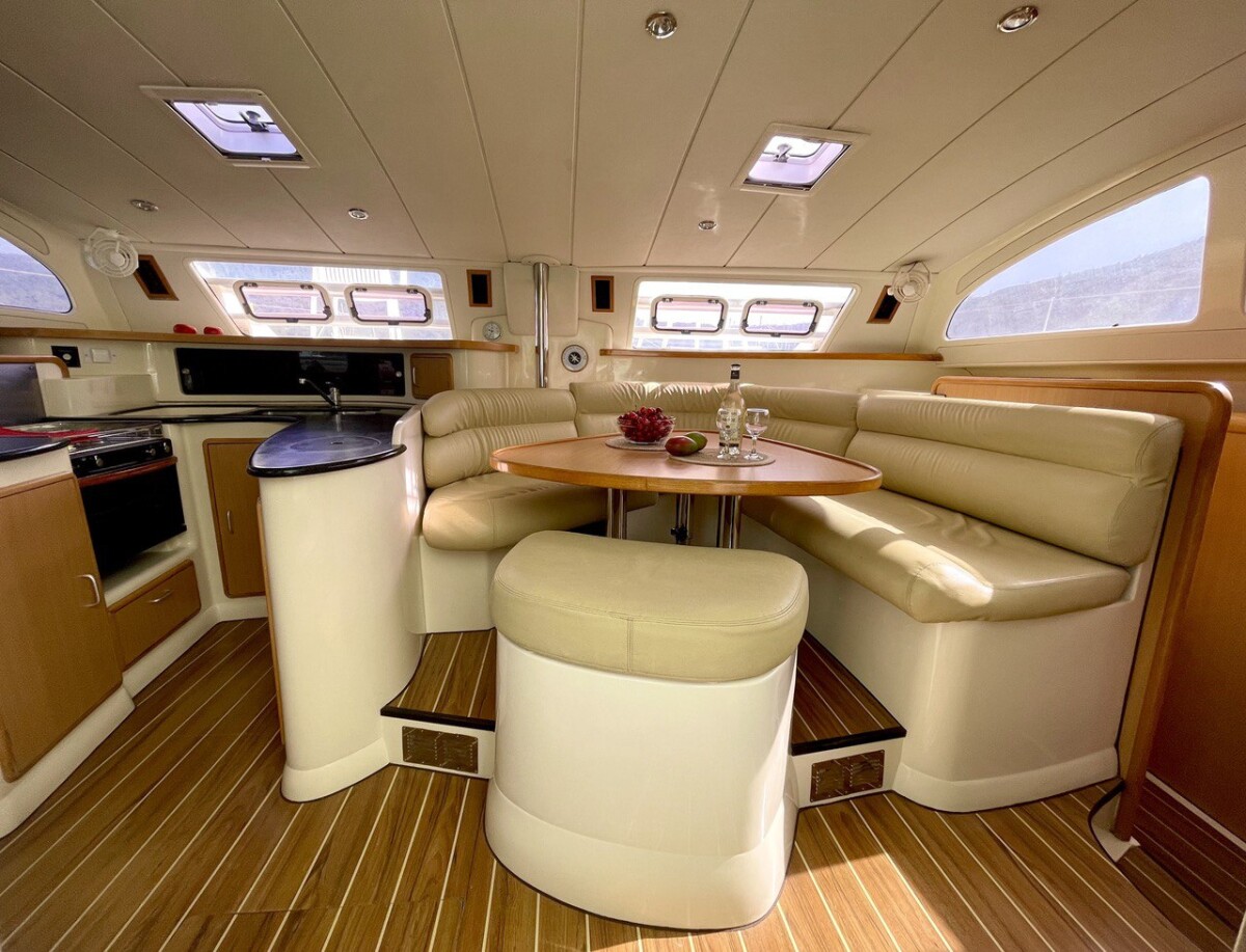 Leopard 4300 Emocean