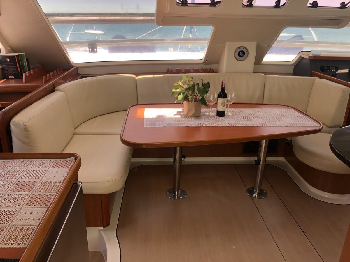 Leopard 46 