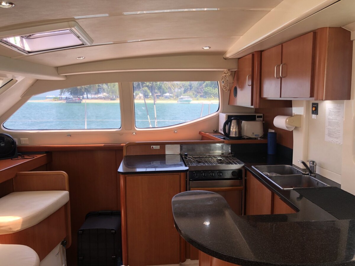 Leopard 46 