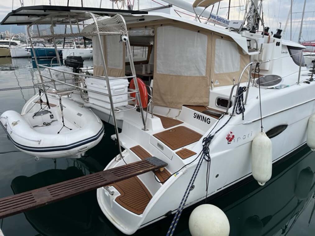 Lipari 41 Swing
