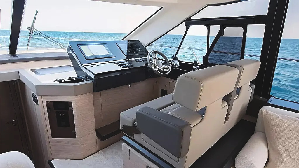 Monte Carlo 52 Nora
