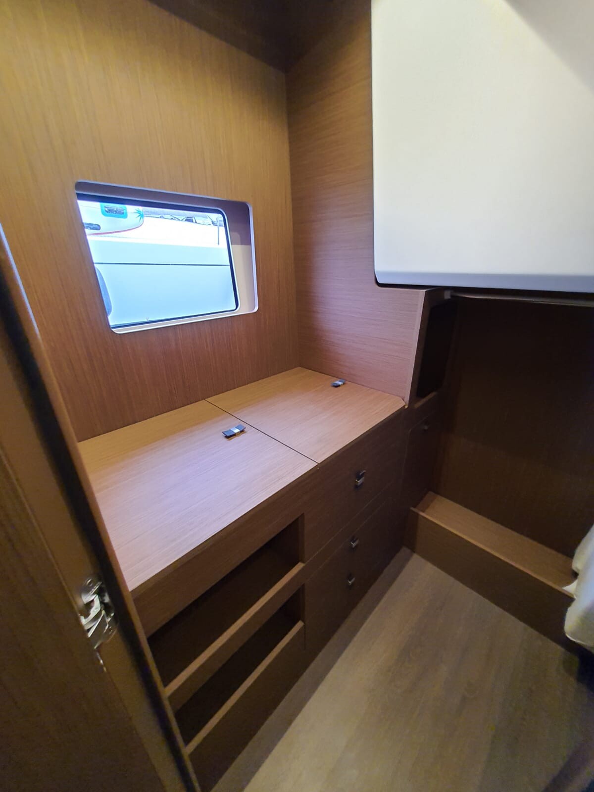 Monte Carlo 52 Nora