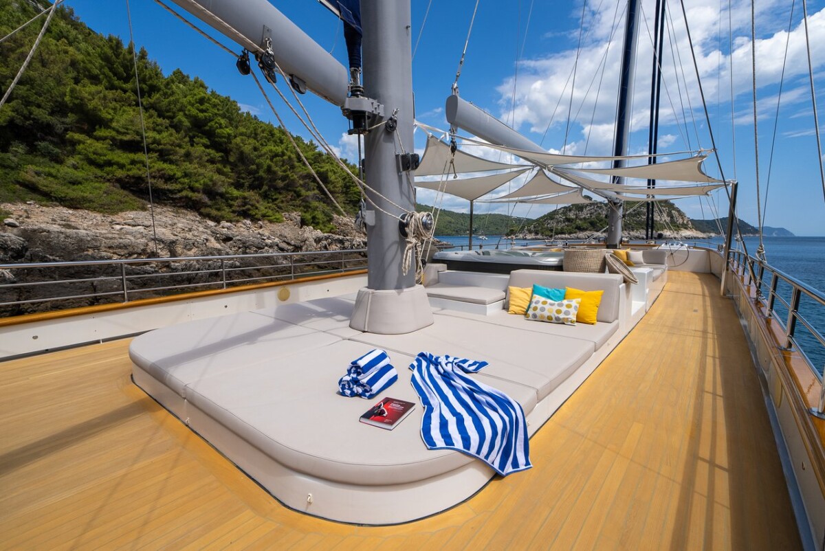 M/S Dalmatino Dalmatino