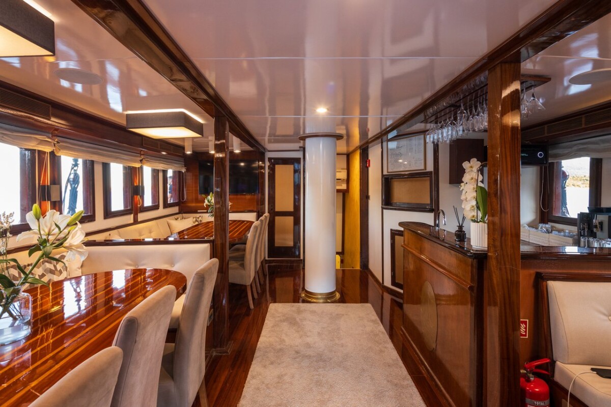 M/S Romanca Romanca