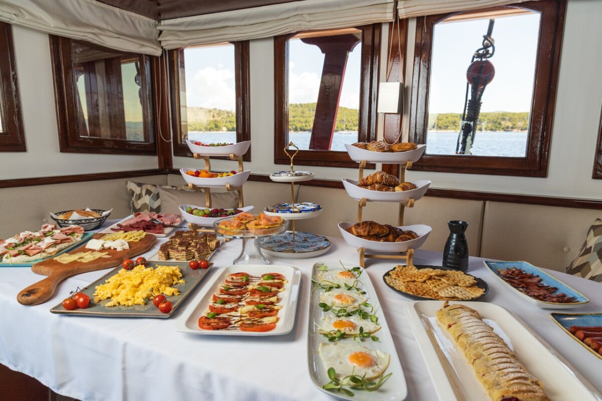 M/S Romanca Romanca