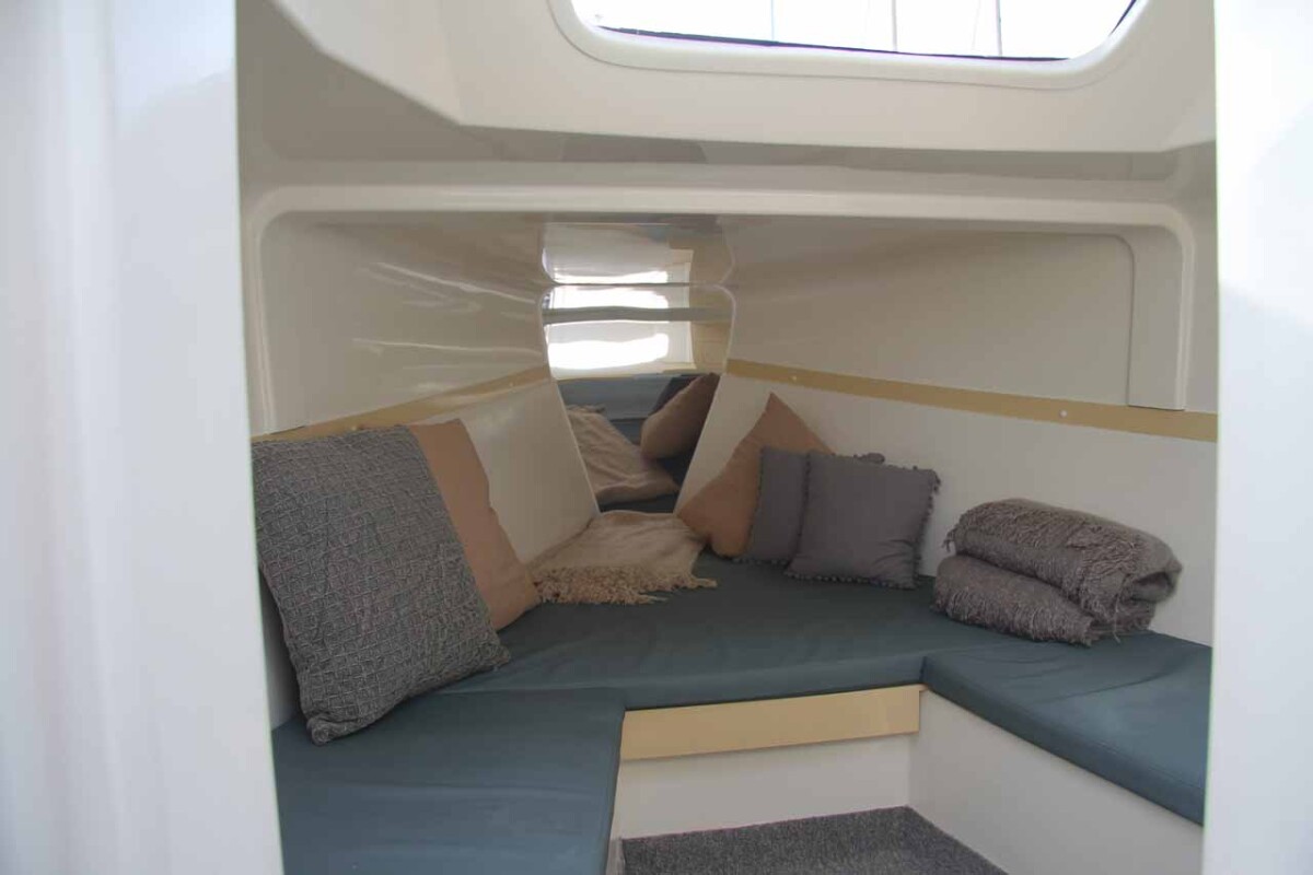 Nuva M6 Cabin No Name