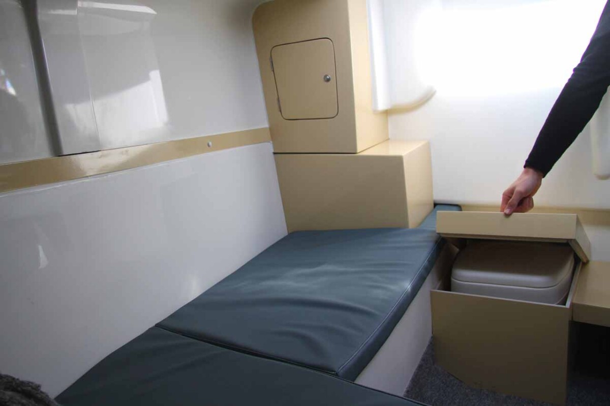 Nuva M6 Cabin No Name