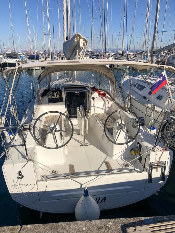 Oceanis 30.1 Arya