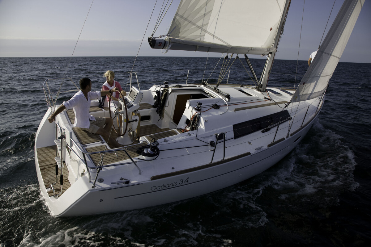 Oceanis 34 Seneca