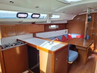 Oceanis 37 Beleza