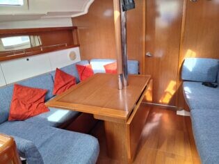 Oceanis 37 Beleza