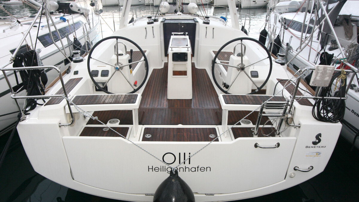 Oceanis 38 Olli