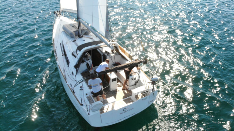 Oceanis 38 Olli