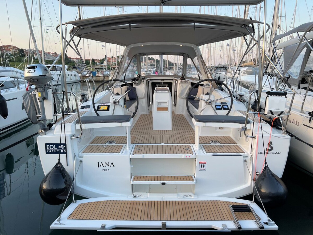 Oceanis 38.1 Jana