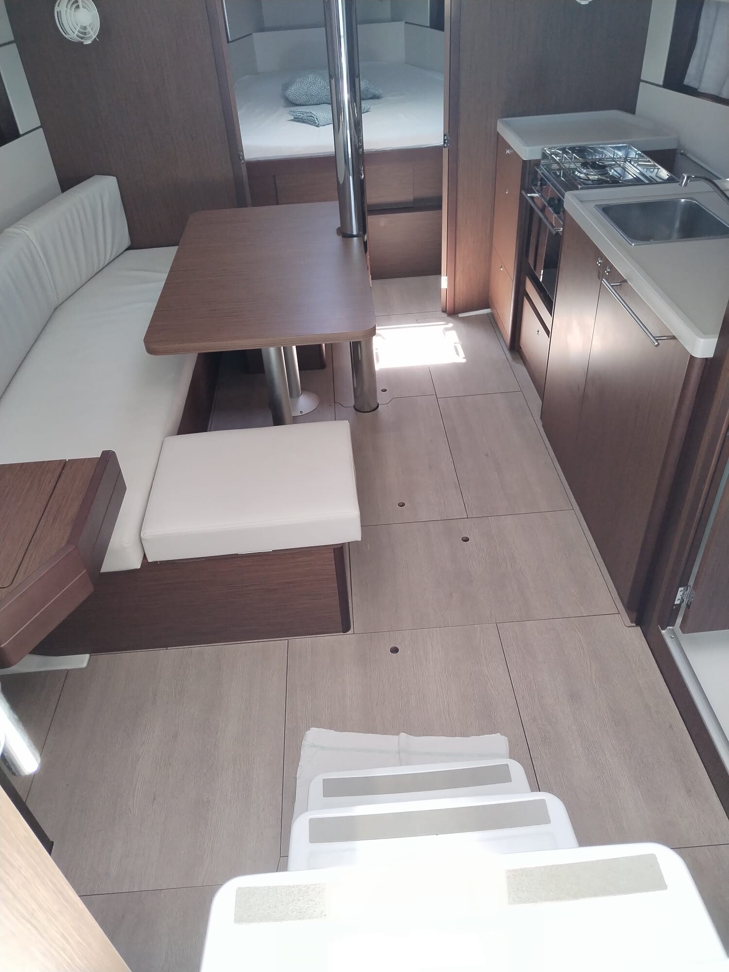 Oceanis 38.1 Diana