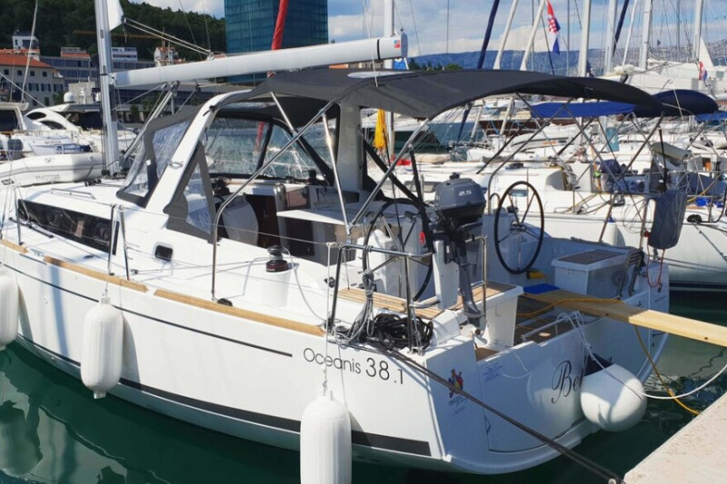 Oceanis 38.1 Bellona