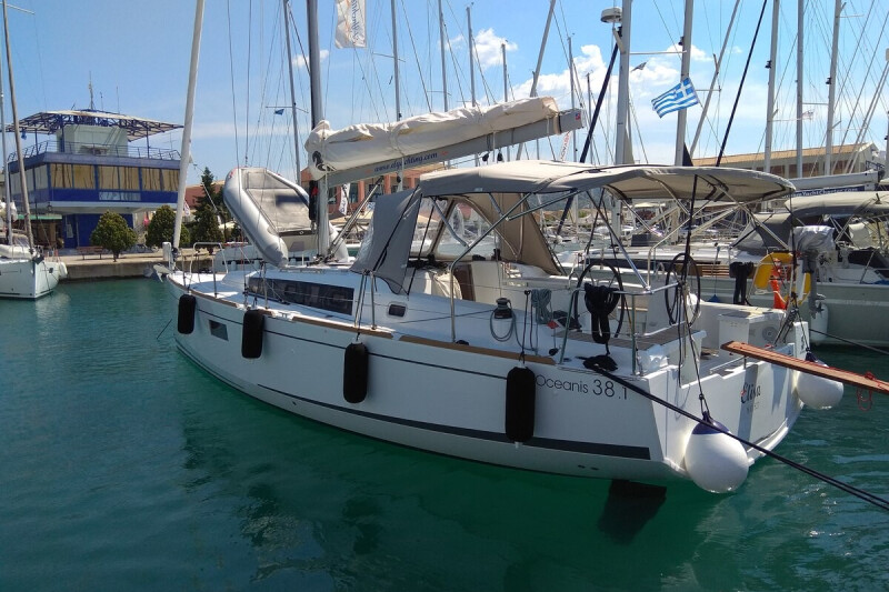 Oceanis 38.1 Elisa