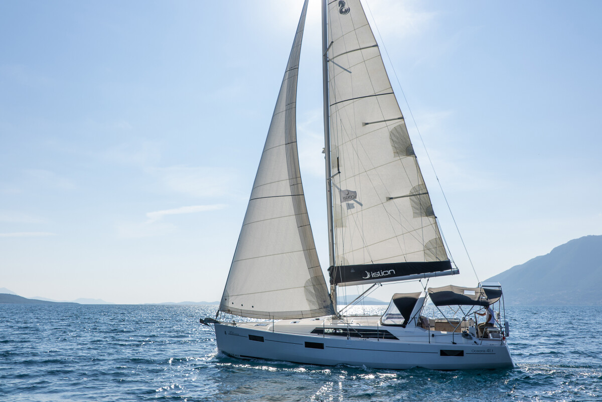 Oceanis 41.1 Lux