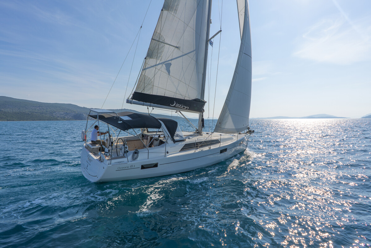 Oceanis 41.1 Lux