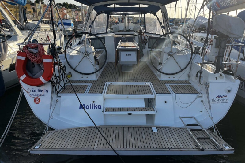 Oceanis 41.1 Malika