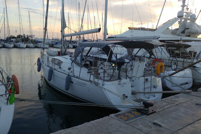 Oceanis 43 Beluga
