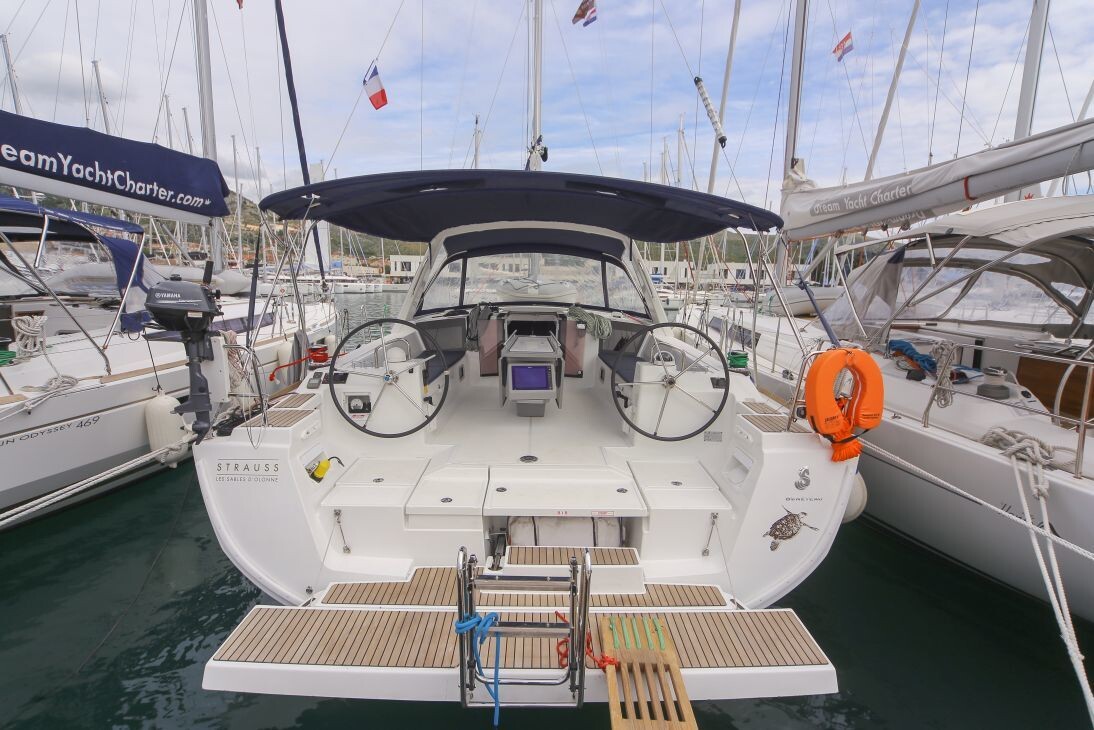 Oceanis 45 STRAUSS