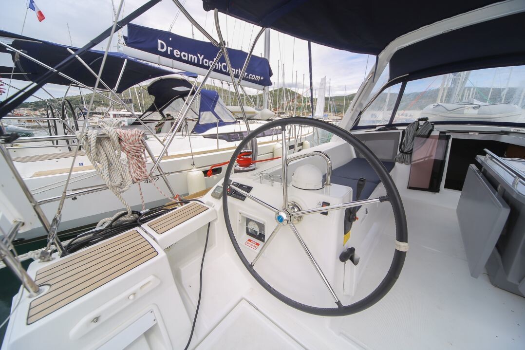 Oceanis 45 STRAUSS