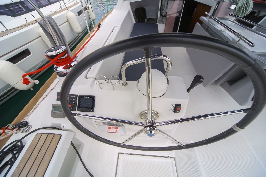 Oceanis 45 STRAUSS