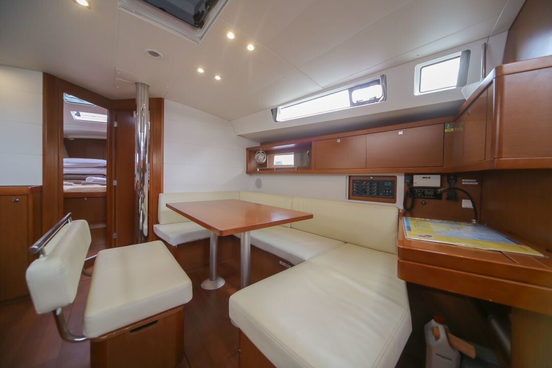 Oceanis 45 STRAUSS