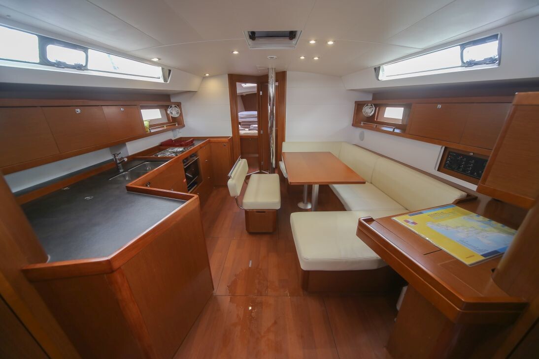 Oceanis 45 STRAUSS