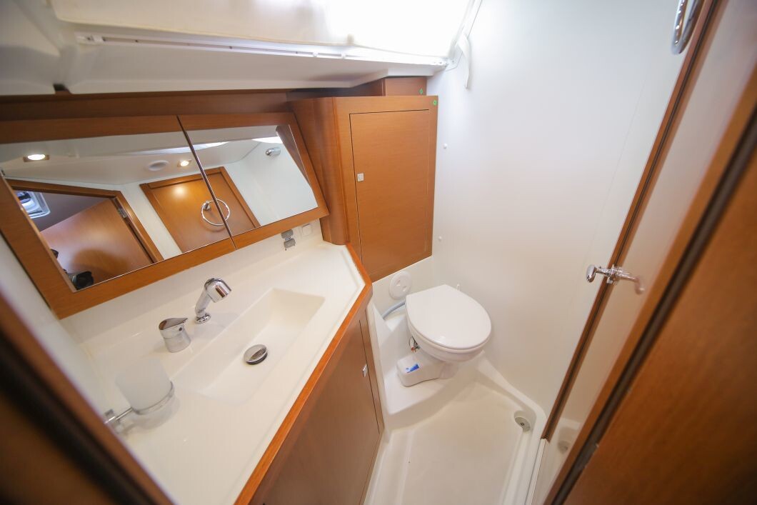 Oceanis 45 STRAUSS