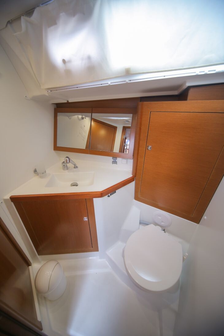 Oceanis 45 STRAUSS