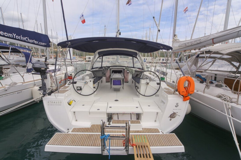 Oceanis 45 STRAUSS