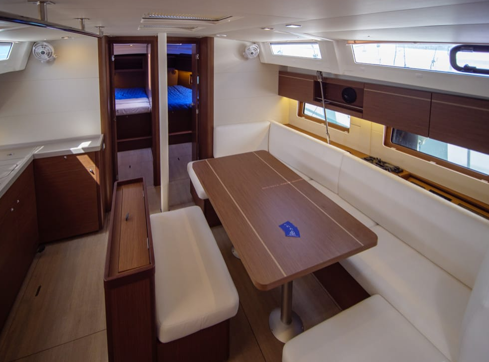Oceanis 46.1 Layla