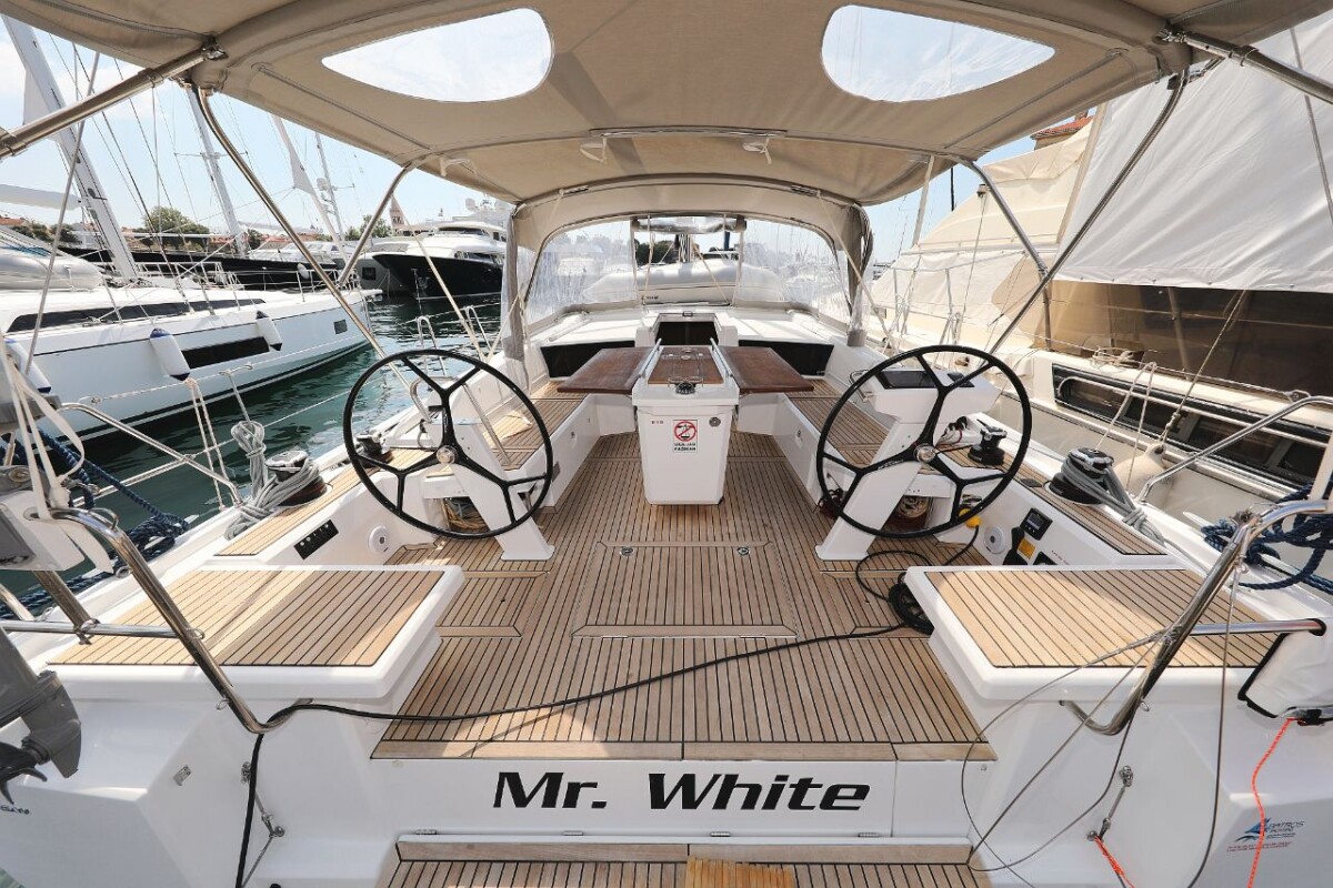 Oceanis 46.1 Mr.White