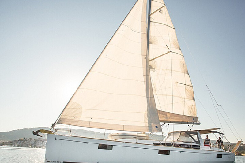 Oceanis 48 Invictus