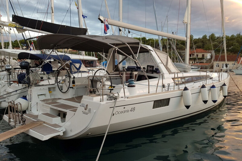 Oceanis 48 Cheeky Lady