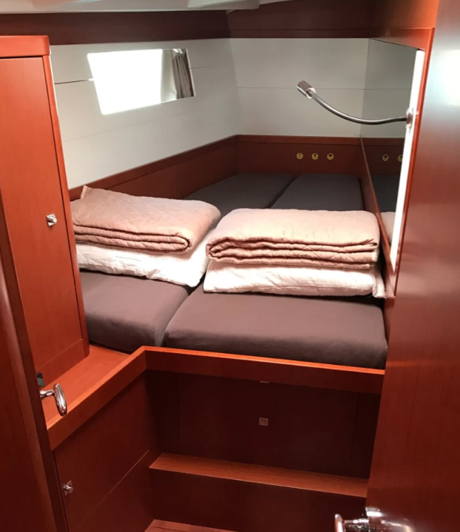 Oceanis 48 Skiron