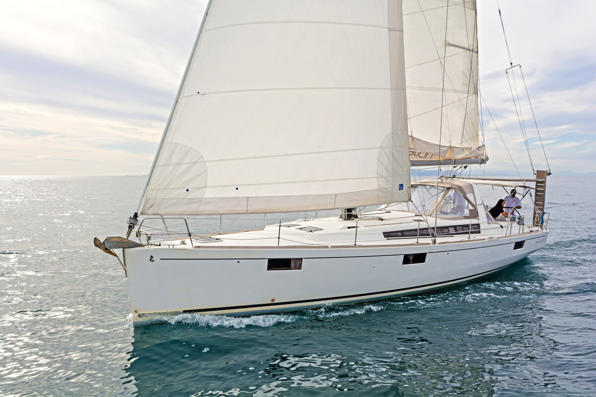 Oceanis 48