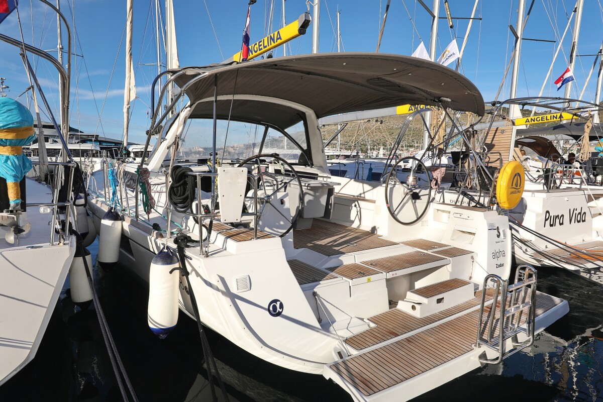 Oceanis 48 Alpha