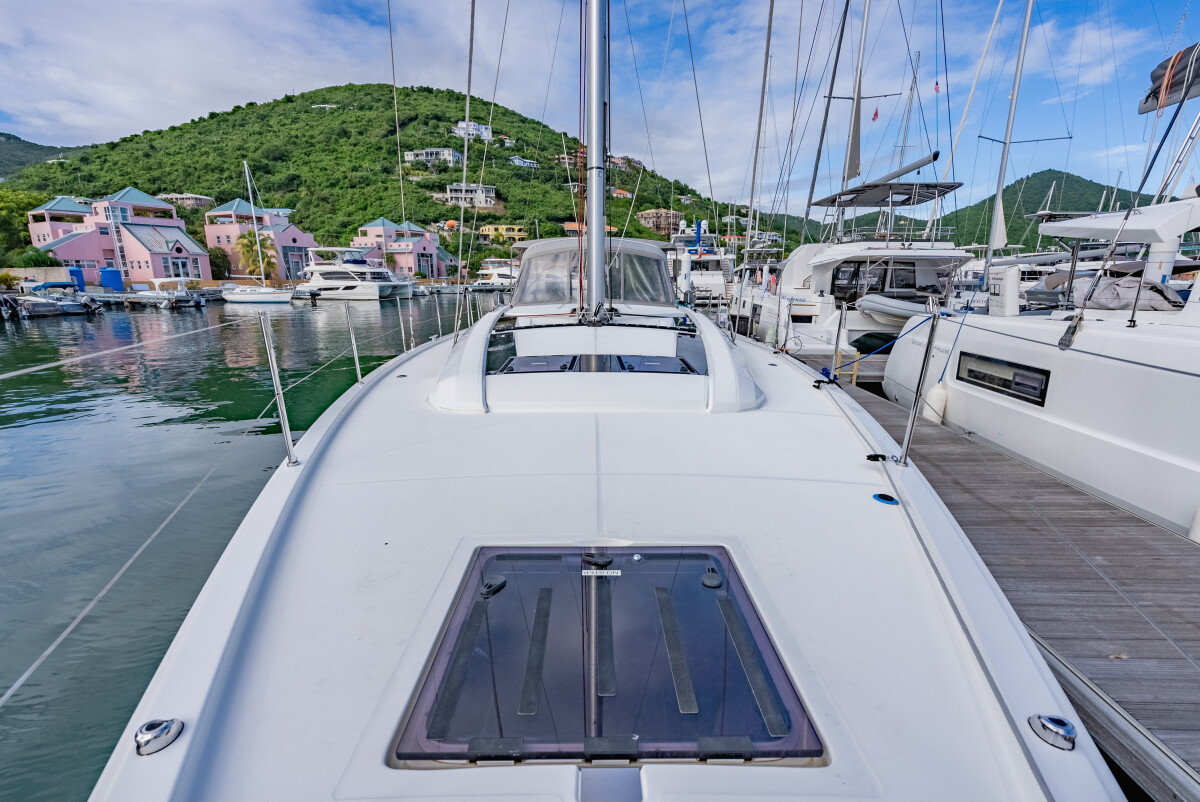 Oceanis 51.1 Sunday Girl