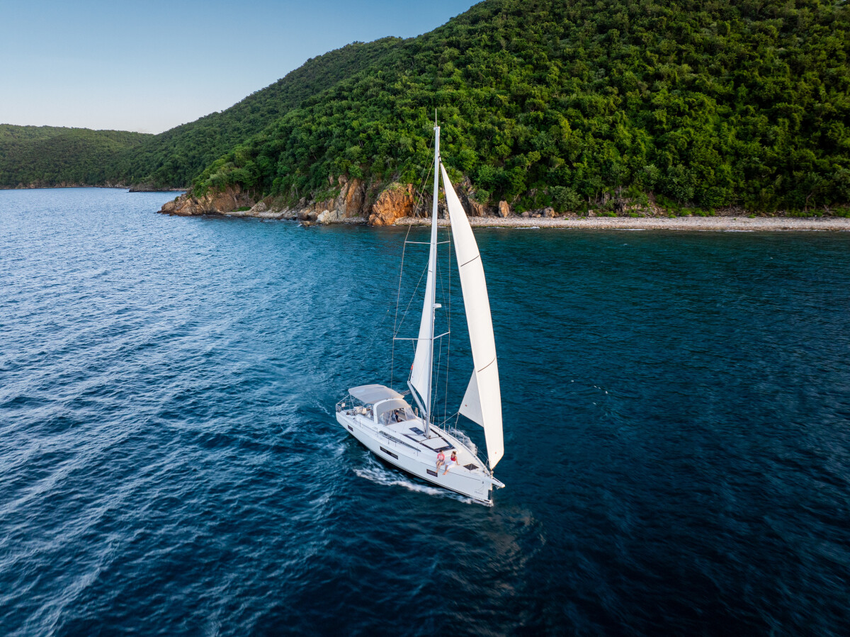 Oceanis 51.1 Sunday Girl