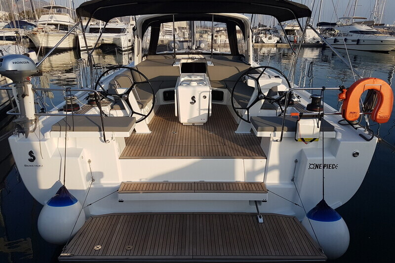 Oceanis 51.1 One Piece
